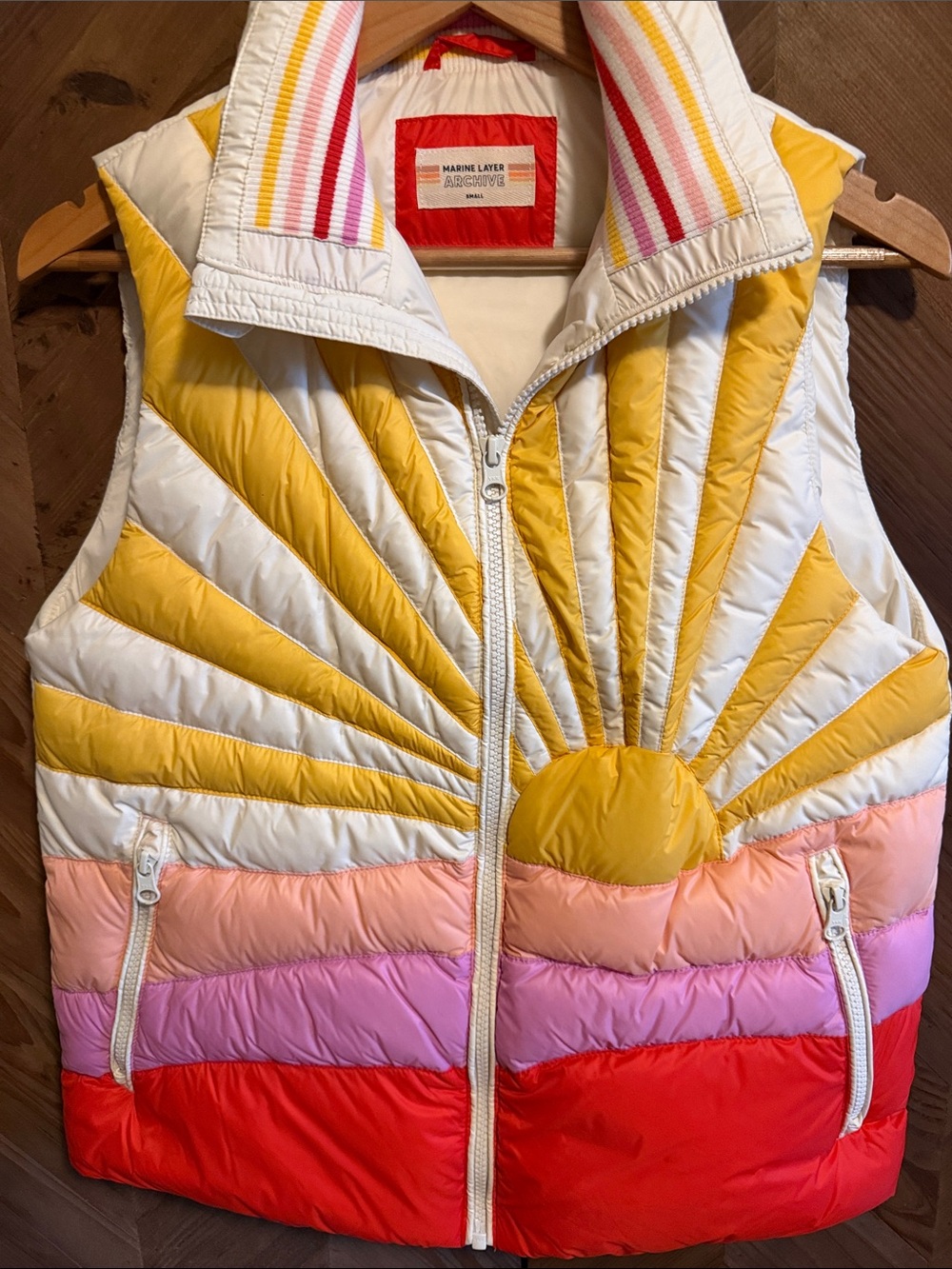 Marine Layer Archive puffy vest - Picture 3 of 9